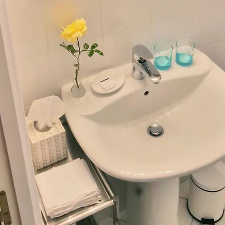 Clos Monicord Bed and Breakfast *