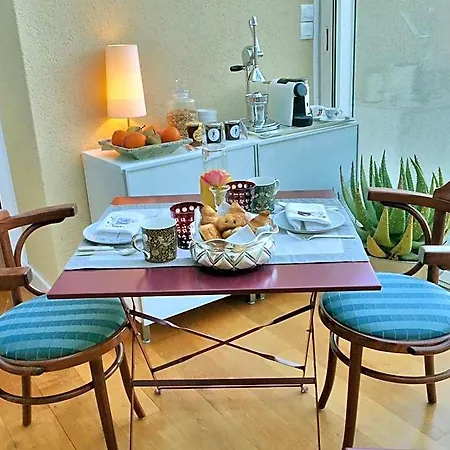 Couette-café Clos Monicord